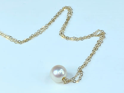 9.2mm Cultured white saltwater Sliding Pearl 14K yellow gold necklace