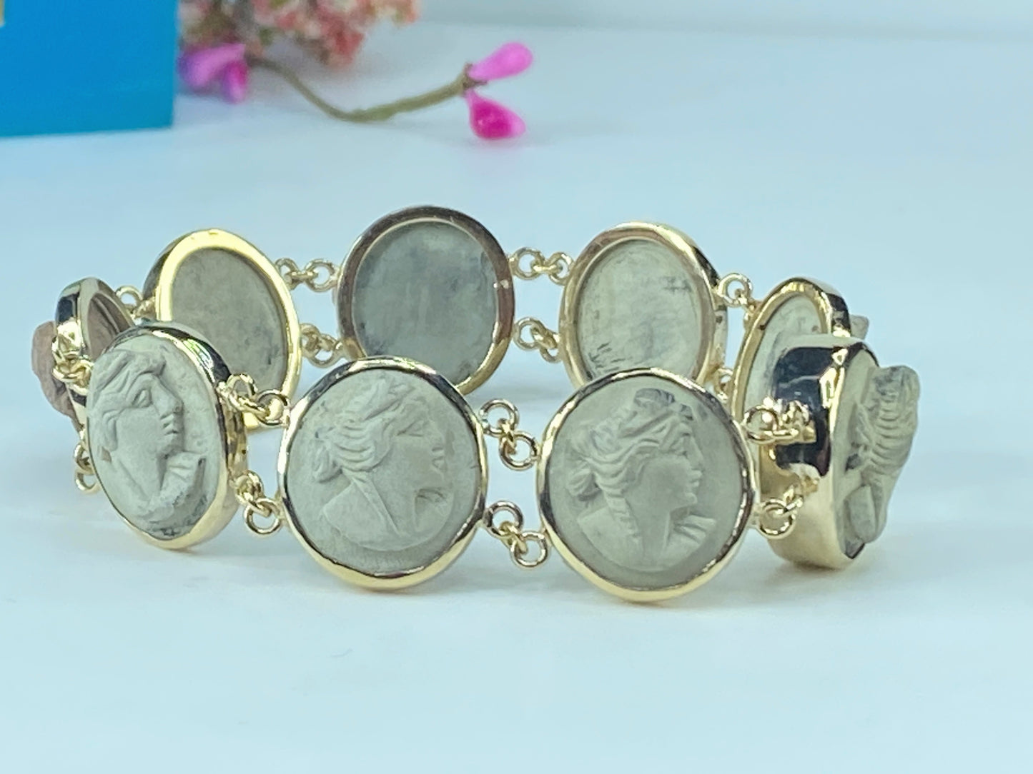 Antique Lava Cameo bracelet 14K yellow gold 19th century 8" 32.2g JR466