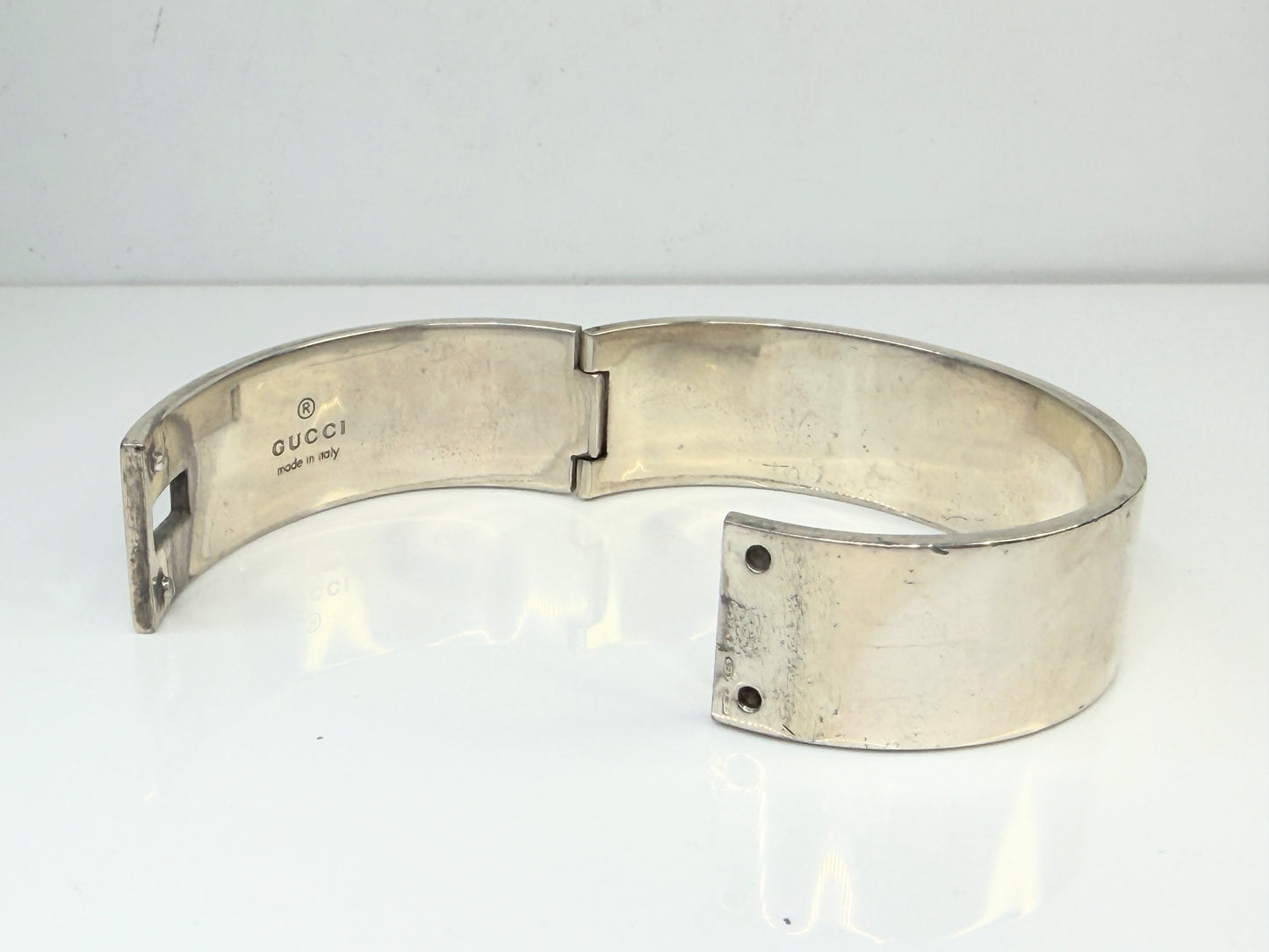 Vintage Gucci Wide Sterling Silver Hinged Cuff Bracelet Italy JR1486