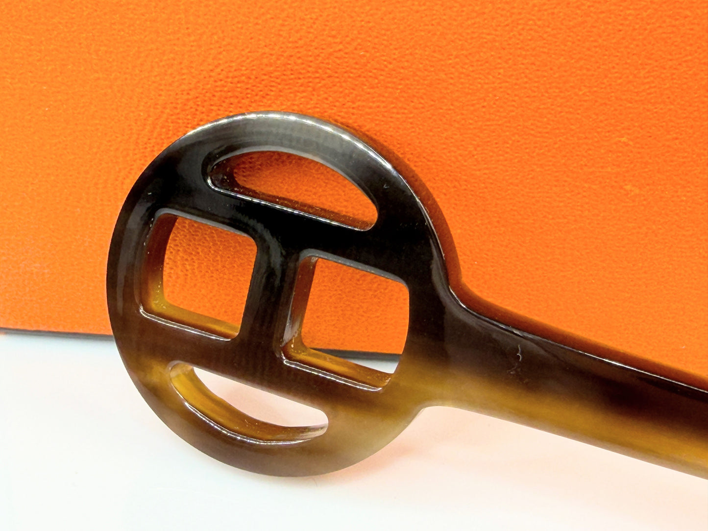 Vintage Hermès Buffalo Horn Hair Stick Hair Pin w Original Box GS778