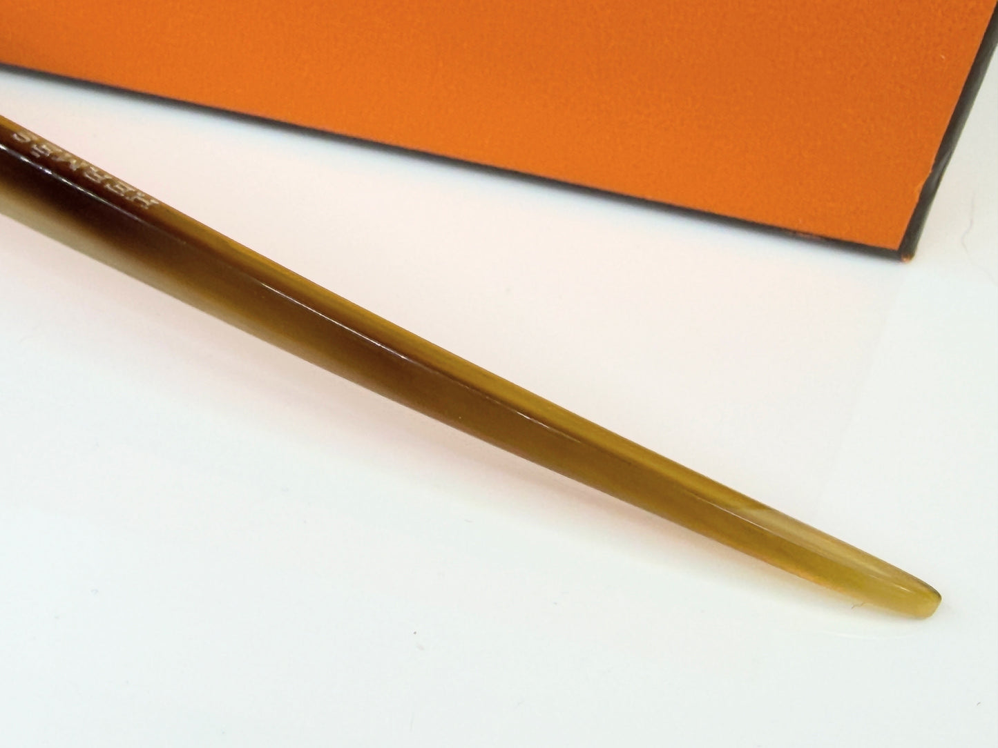 Vintage Hermès Buffalo Horn Hair Stick Hair Pin w Original Box GS778