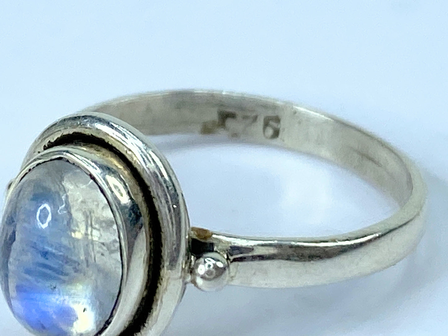 Natural Rainbow Moonstone sterling milgrain bead ring JR9027