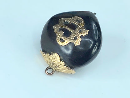 Antique 10K-14K yellow gold Sea Nut Pendant/Fob 6.5g JR389