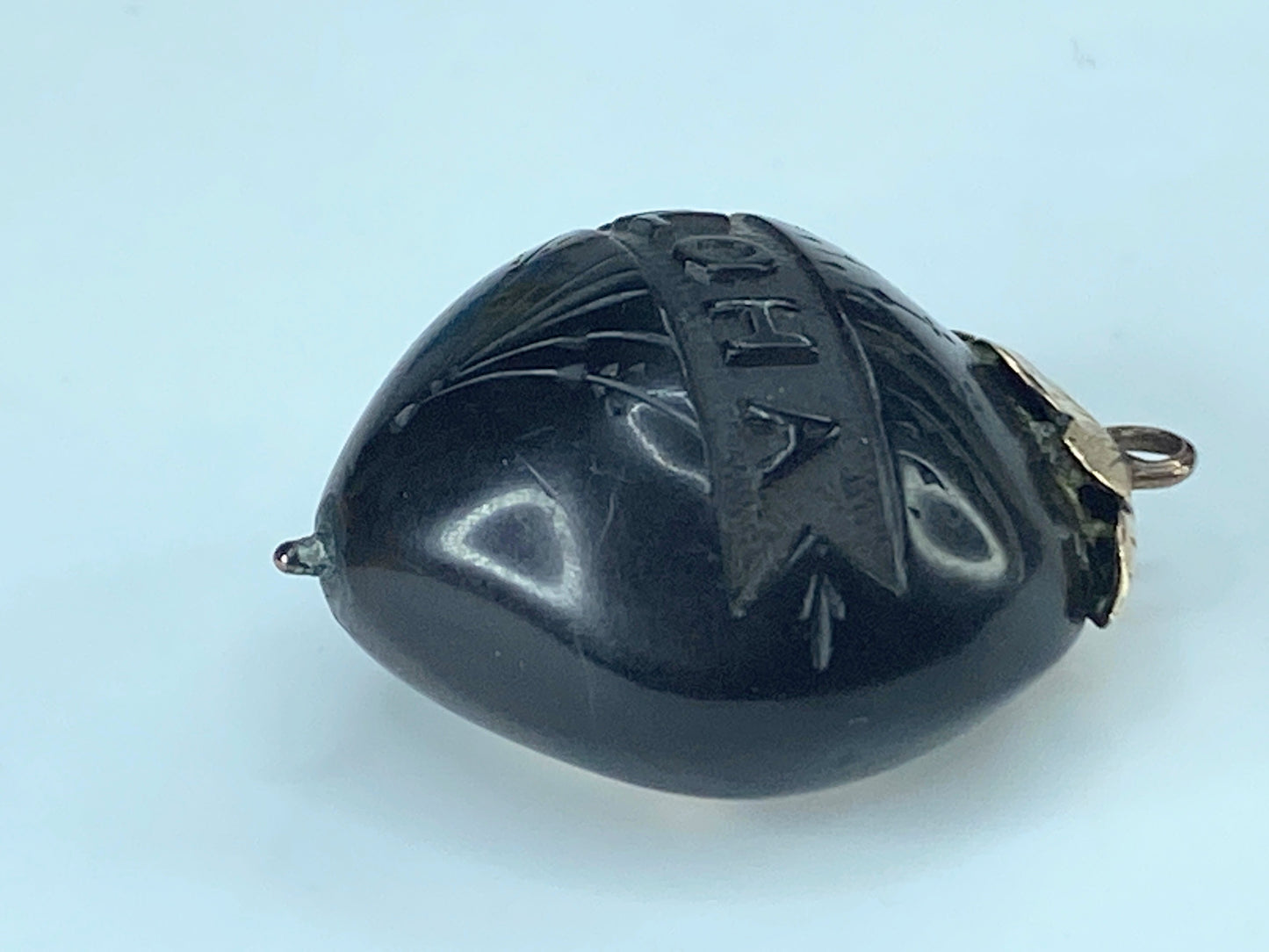 Antique 10K-14K yellow gold Sea Nut Pendant/Fob 6.5g JR389
