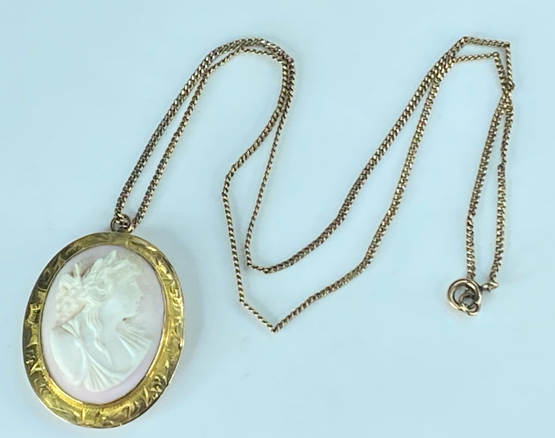 Victorian 10K/14K gold Carved Shell Cameo Goddess brooch pendant necklace JR400