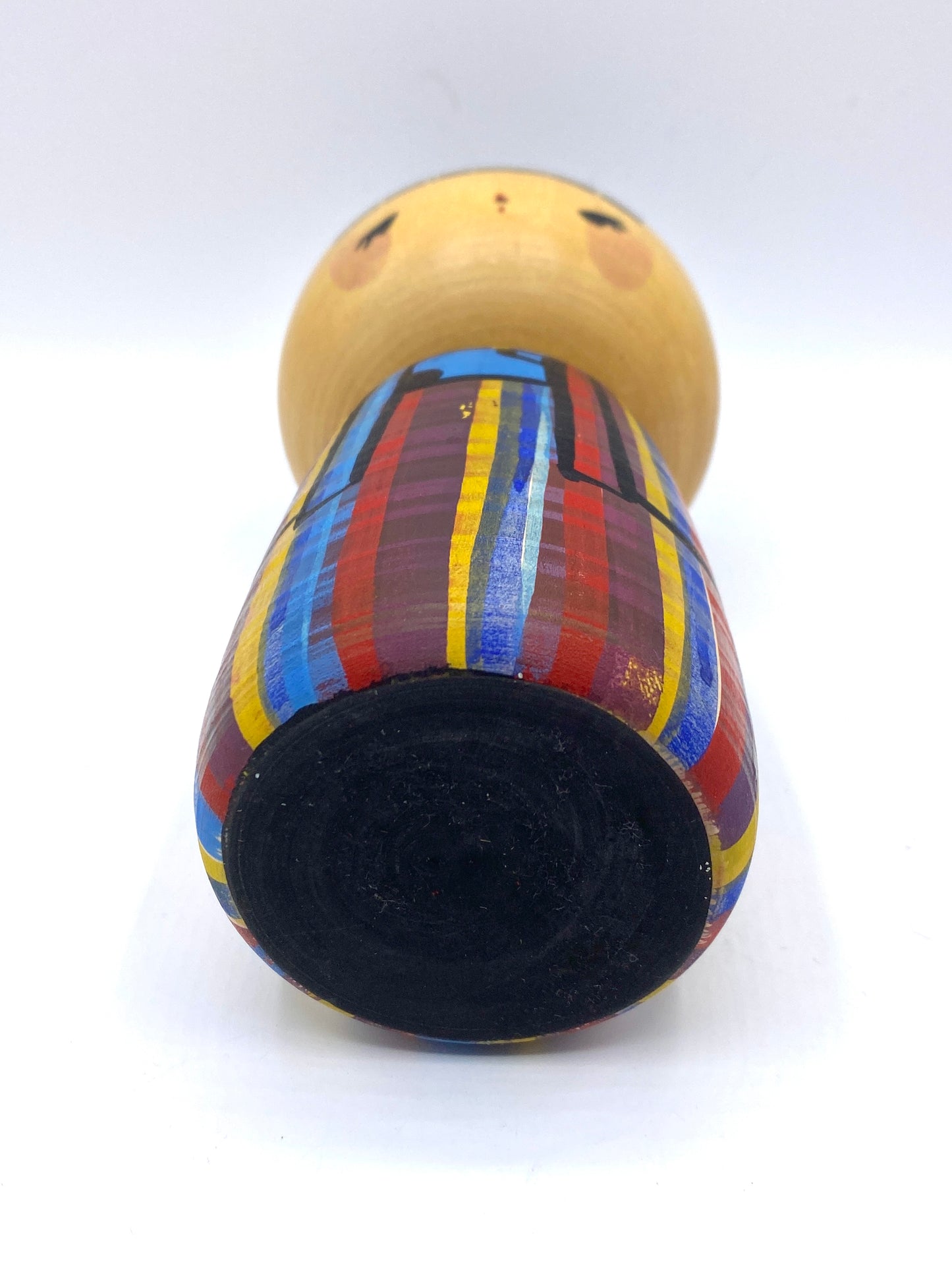 Master artist Hiroe Fukushima title "Villager" bold color Kokeshi w/box 6"