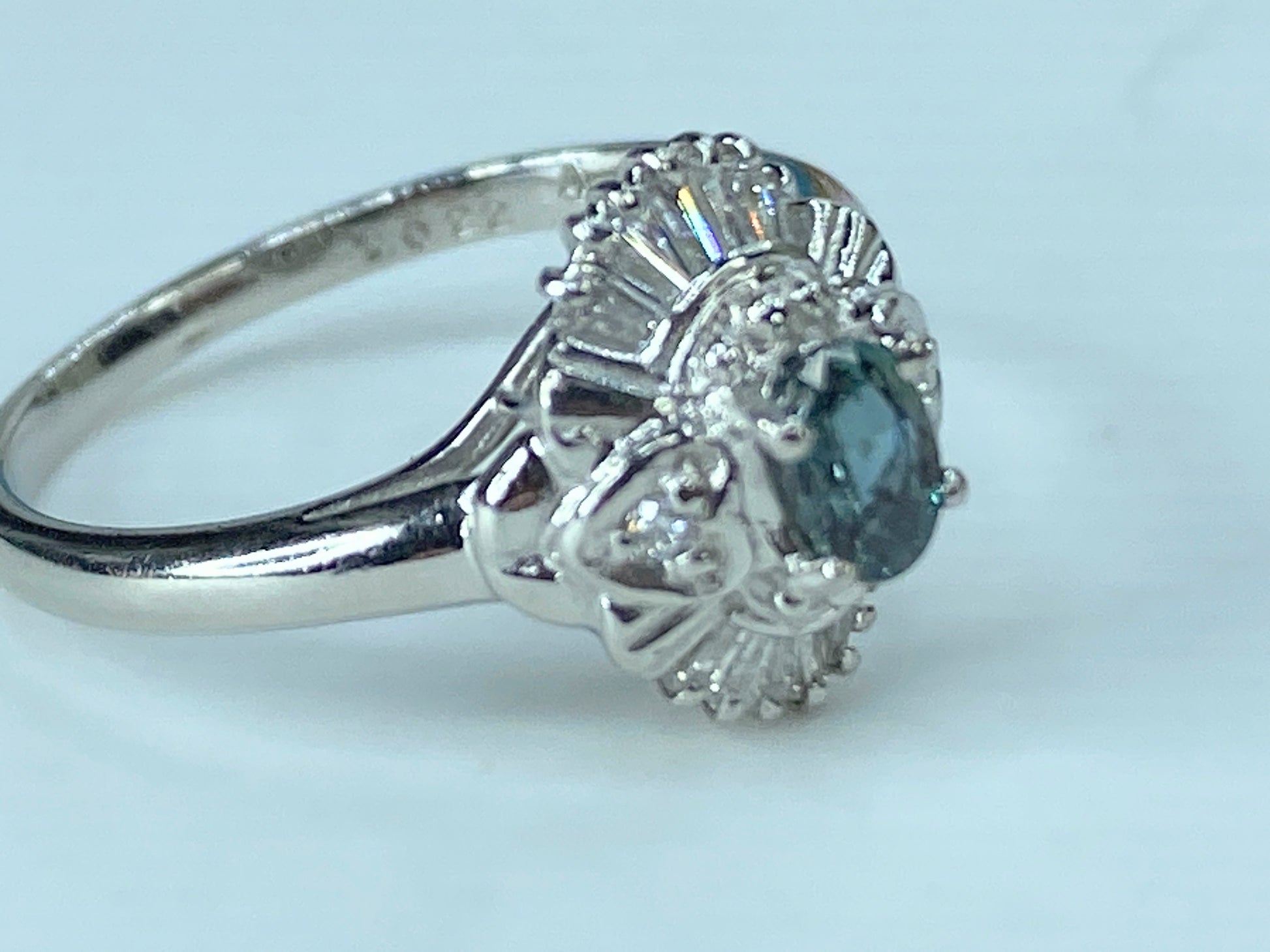 Platinum 900 0.45ct genuine Alexandrite and Diamond cluster ring 3.8g s6.5 JR395