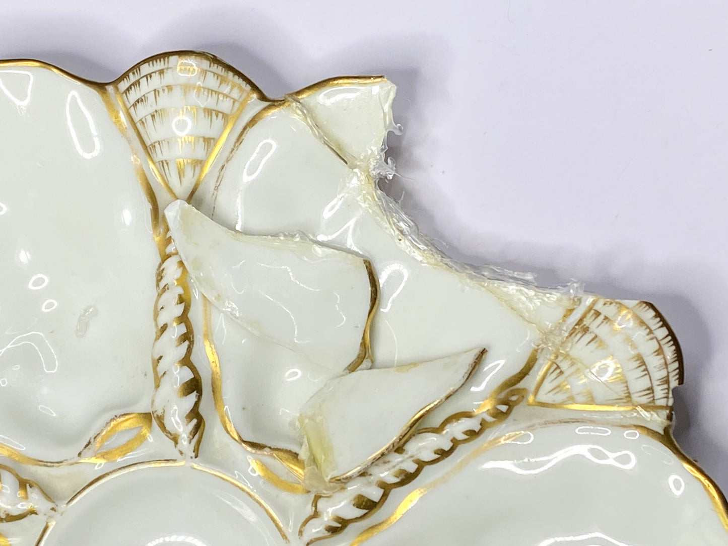 19th cent gold monogram & gild leave-like deco LP 6 well oyster plates 9.5" A401