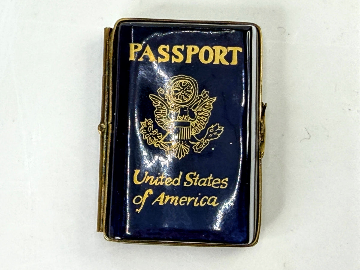 Limoges France Vintage US Passport Visa Hinged Porcelain Trinket Box A1320