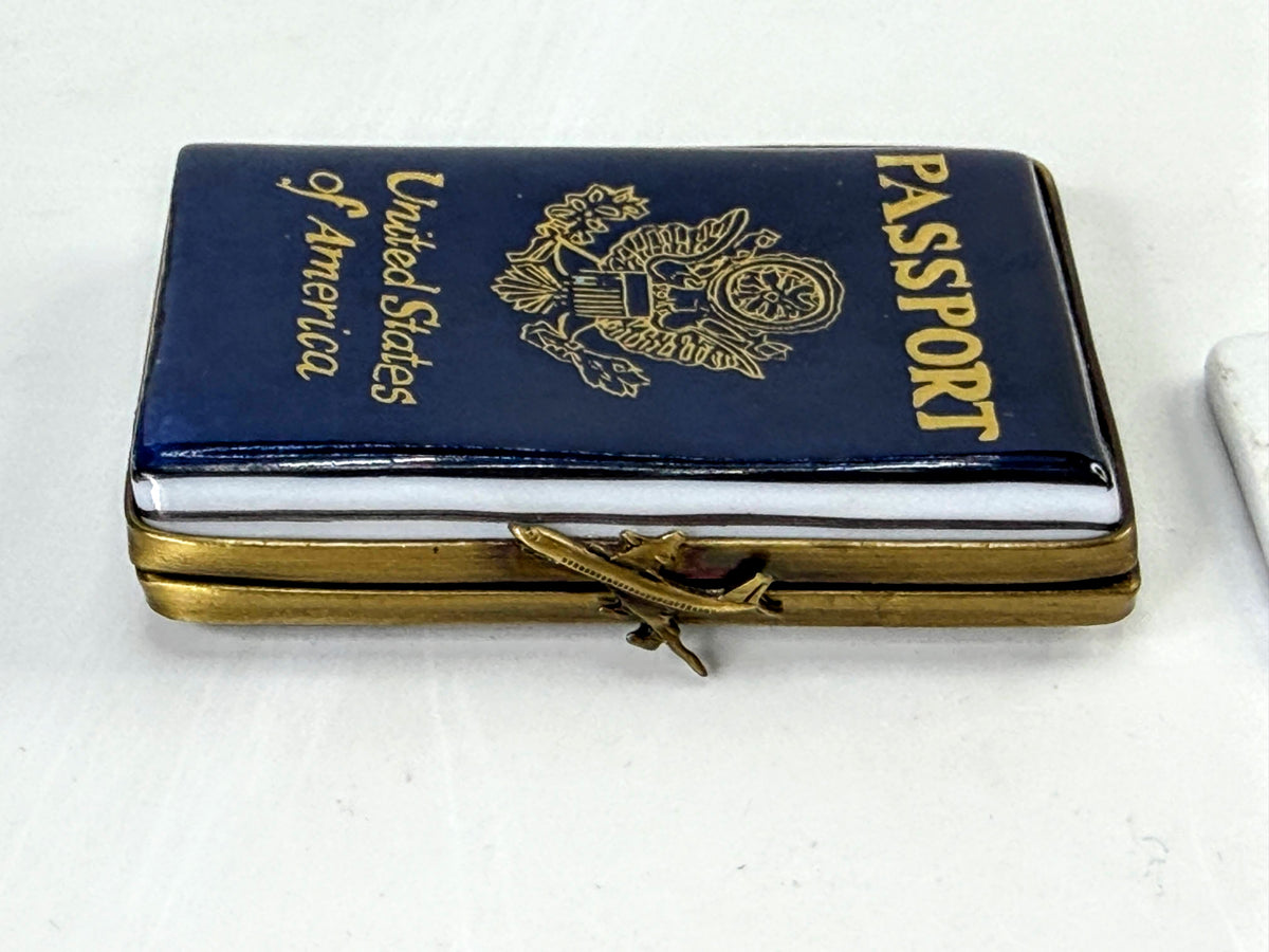 Limoges France Vintage US Passport Visa Hinged Porcelain Trinket Box A1320