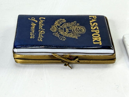 Limoges France Vintage US Passport Visa Hinged Porcelain Trinket Box A1320