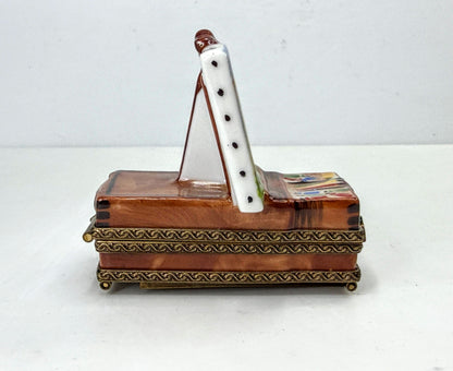Limoges France PV Paris Eiffel Tower Artist Easel Box 2 Paint Tubes A1321