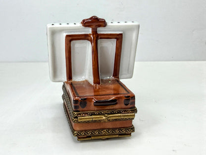 Limoges France PV Paris Eiffel Tower Artist Easel Box 2 Paint Tubes A1321