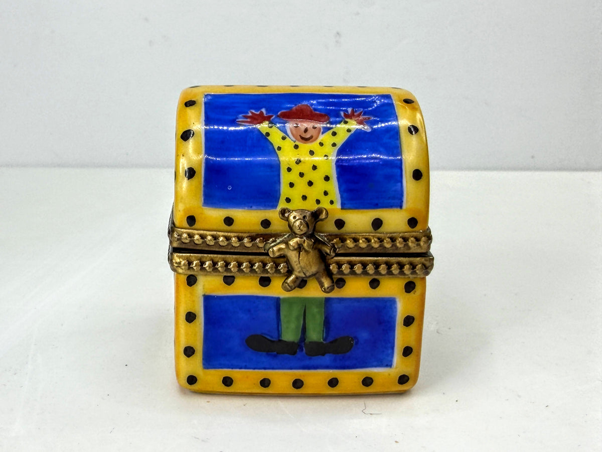 Limoges France Peint Main School Days Teddy Bear Clasp Trinket Box A1321