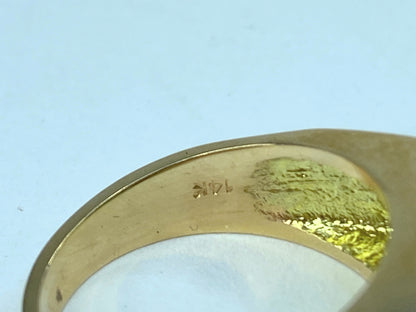 14K yellow gold oval saddle Jade ring s8 9.0g JR953