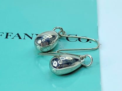 Tiffany & Co. sterling silver Teardrop dangle earrings 25mm JR958