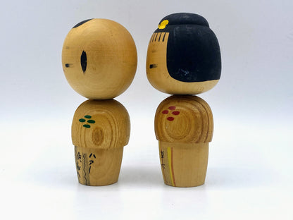 Creative Series Les poupées kokeshi (小芥子) "Matching pair" unique couple 4"