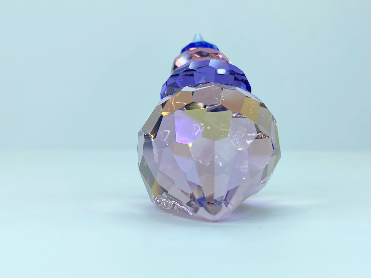 Swarovski Crystal Corunna Blue Violet Shell w/box S13