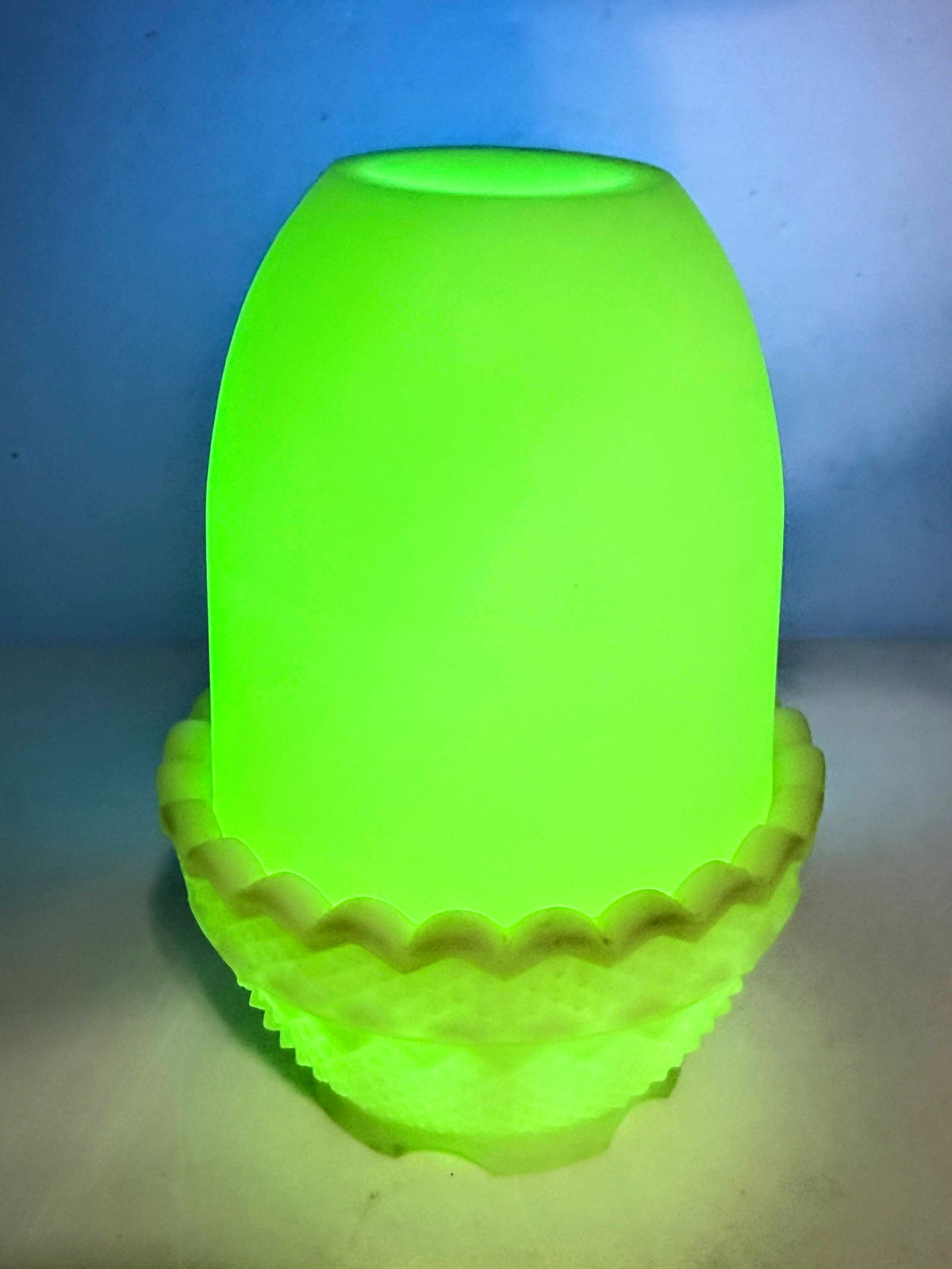 Vintage Custard Uranium Glass Fairy Lamp Satin Yellow Basketweave UV Glow A1335