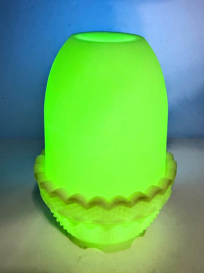 Vintage Custard Uranium Glass Fairy Lamp Satin Yellow Basketweave UV Glow A1335