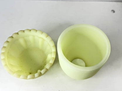 Vintage Custard Uranium Glass Fairy Lamp Satin Yellow Basketweave UV Glow A1335