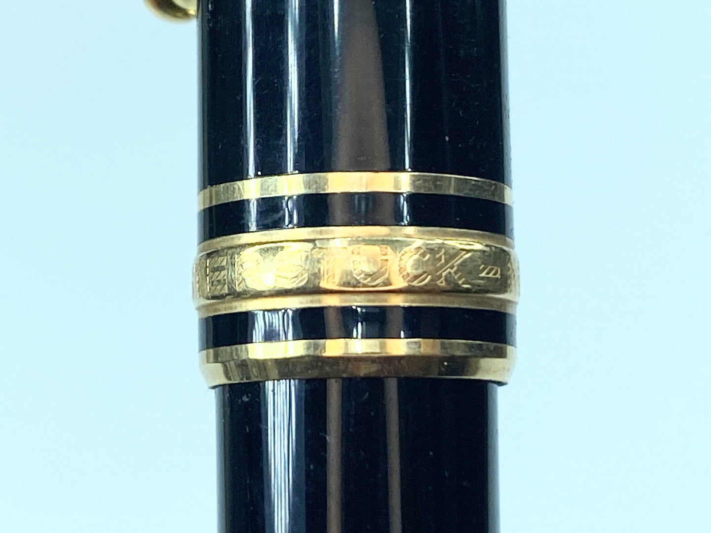 Mont Blanc Meisterstuck Luxury Classique Gold Trim Ballpoint Pen w/box ST001