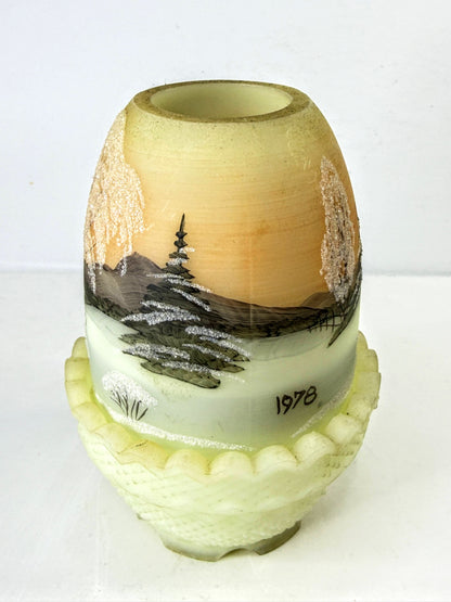 Fenton Vintage Burmese Uranium Glass Snow Scene Fairy Lamp Jim Andrick A1336
