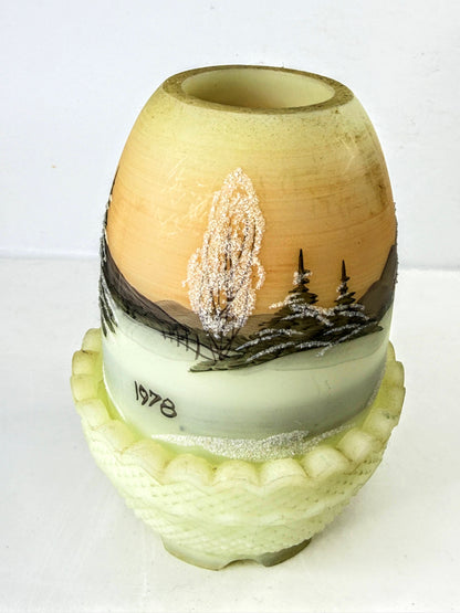 Fenton Vintage Burmese Uranium Glass Snow Scene Fairy Lamp Jim Andrick A1336