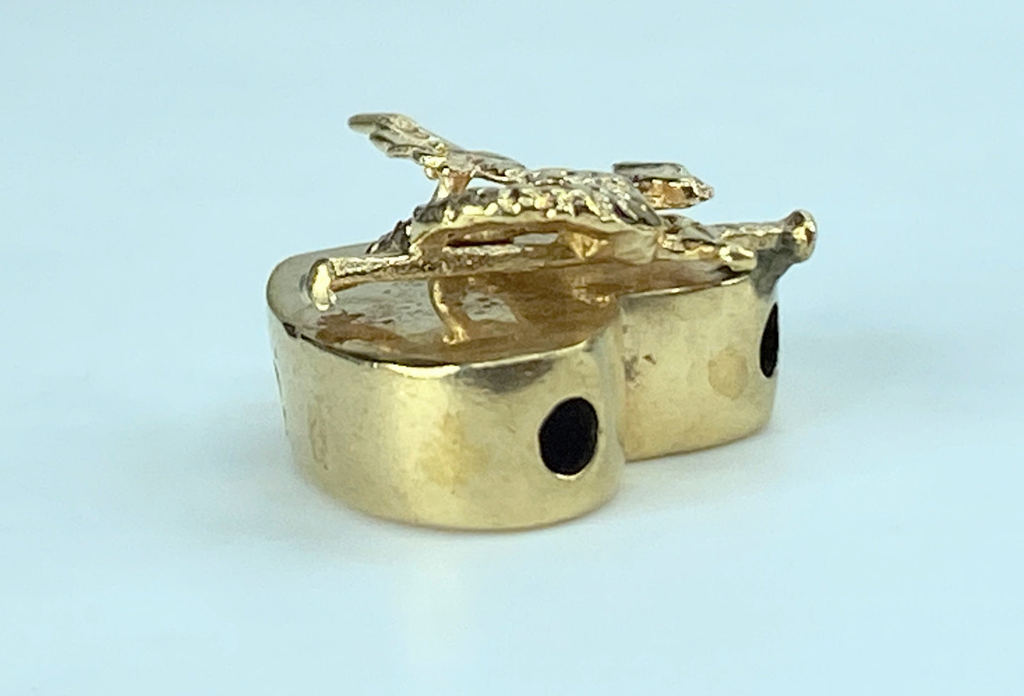 Antique 14K yellow gold 3D Griffin Heart shape sliding charm 2.5g 17.7mm JR408