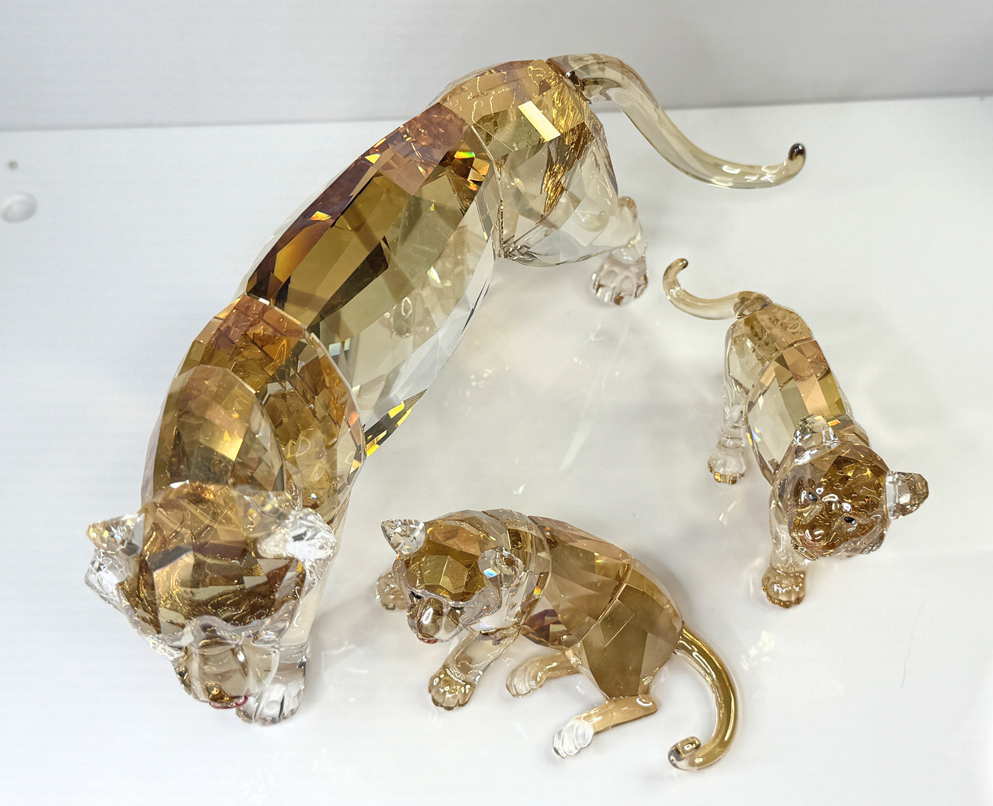 Swarovski SCS Crystal Tiger Family Set Standing Tiger & Two Cubs 2010 S282