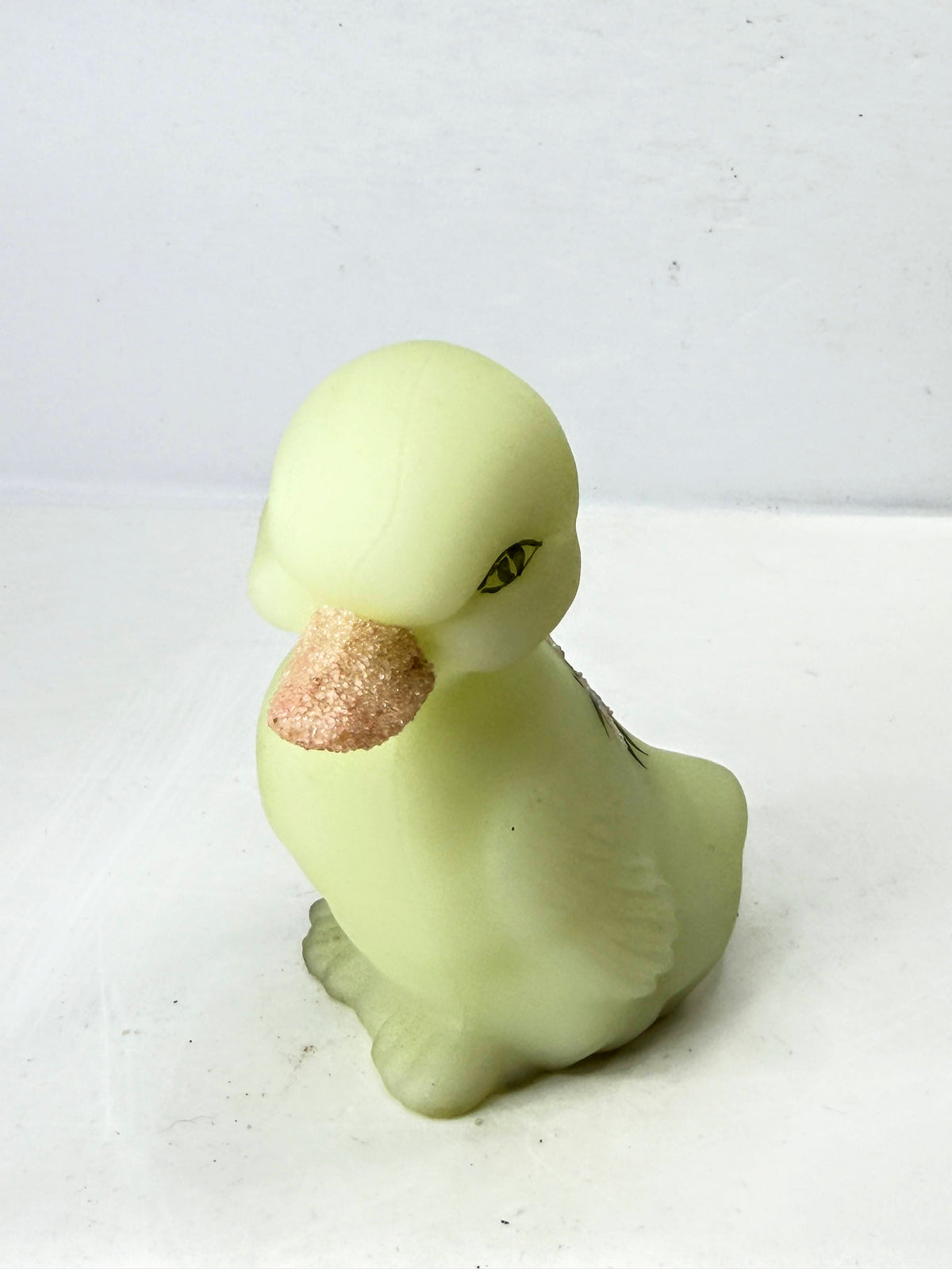 Fenton Vintage Burmese Uranium Glass Duckling UV Glow Hand Painted Mint A1337
