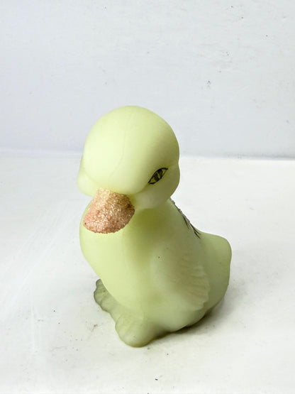Fenton Vintage Burmese Uranium Glass Duckling UV Glow Hand Painted Mint A1337