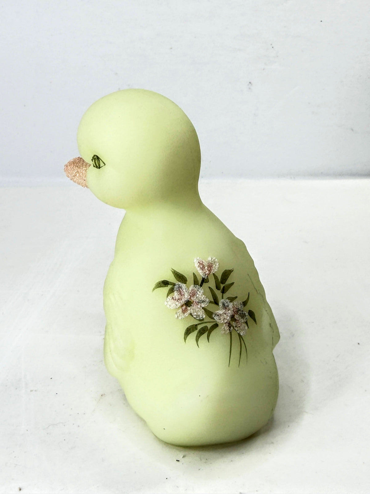Fenton Vintage Burmese Uranium Glass Duckling UV Glow Hand Painted Mint A1337