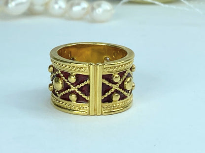 YANES's 'Malpica' collection Drum ring gold, diamonds, and enamel 16.9g JR969