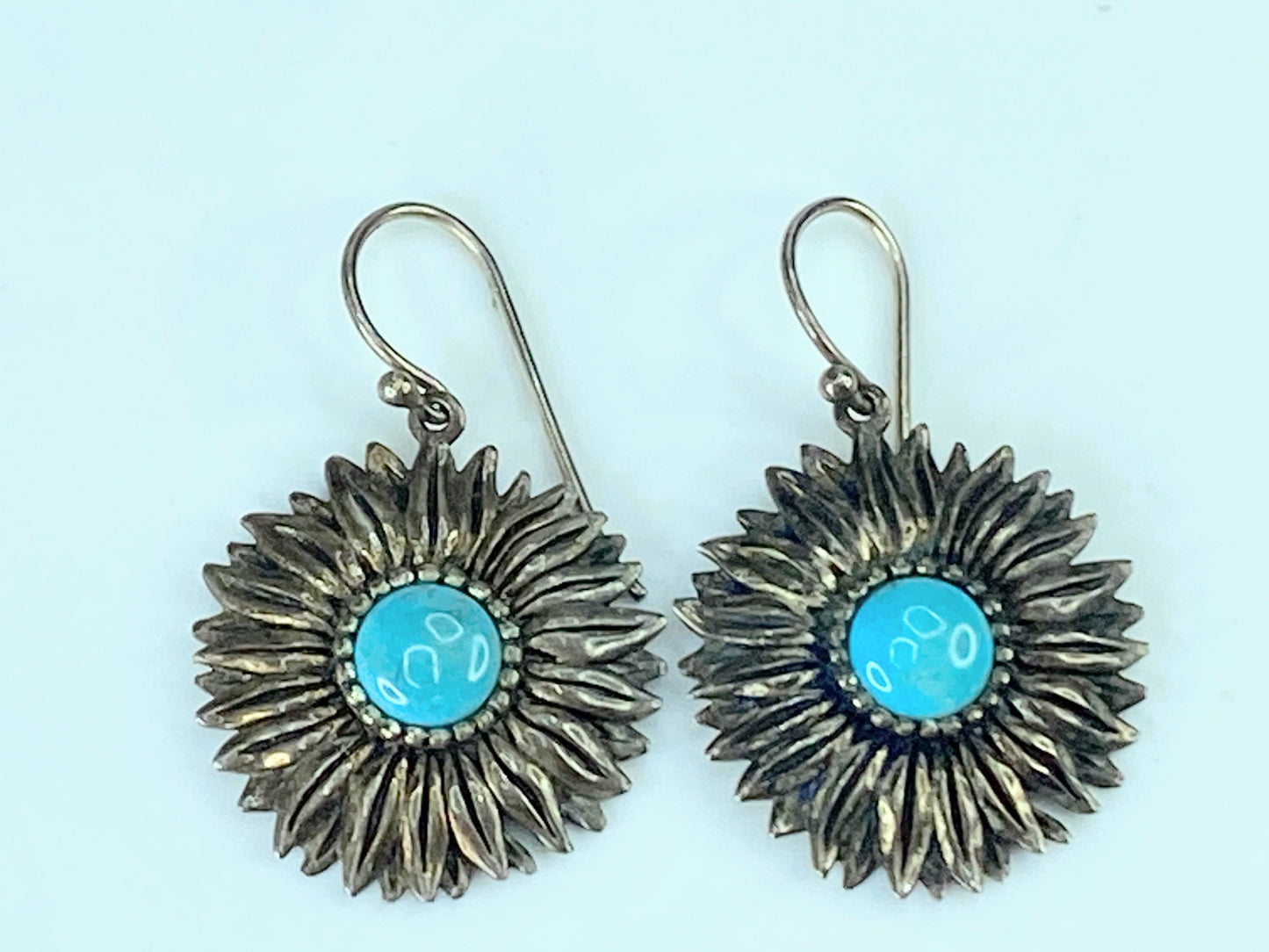 Sterling silver Turquoise Daisy Flower dangle earrings 8.4g 38.0mm JR417