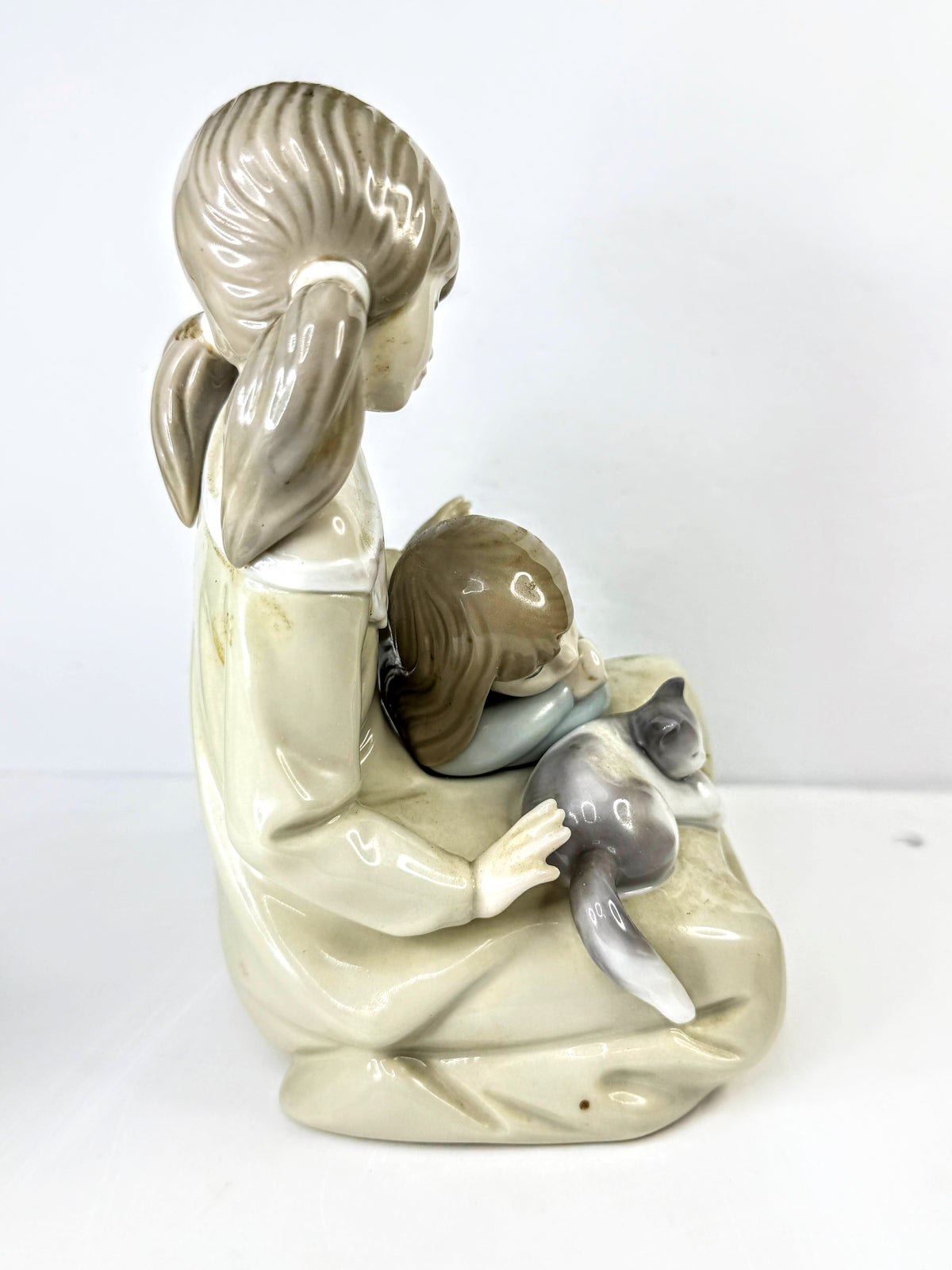 Retired Lladro Little Sister 1534 Girls with Cat Mint Porcelain Spain XN177