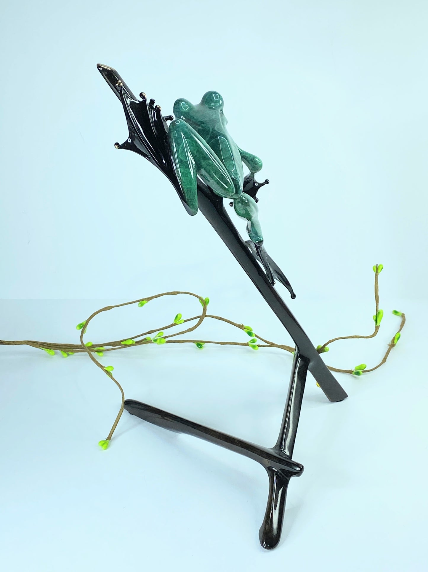 Tim Cotterill, Frogman "I Spy" Limited Edition Bronze Sculpture 10.75" A418