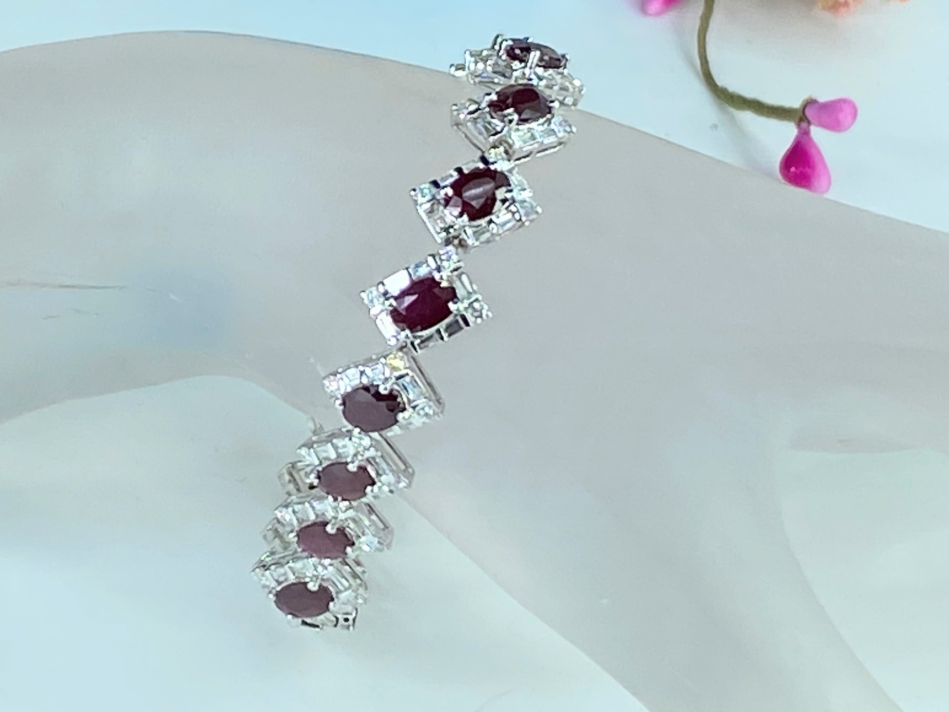Certified 18K 7.04ct "Pigeon Blood" Ruby 5.75ct Diamond bracelet 14.4g JR423