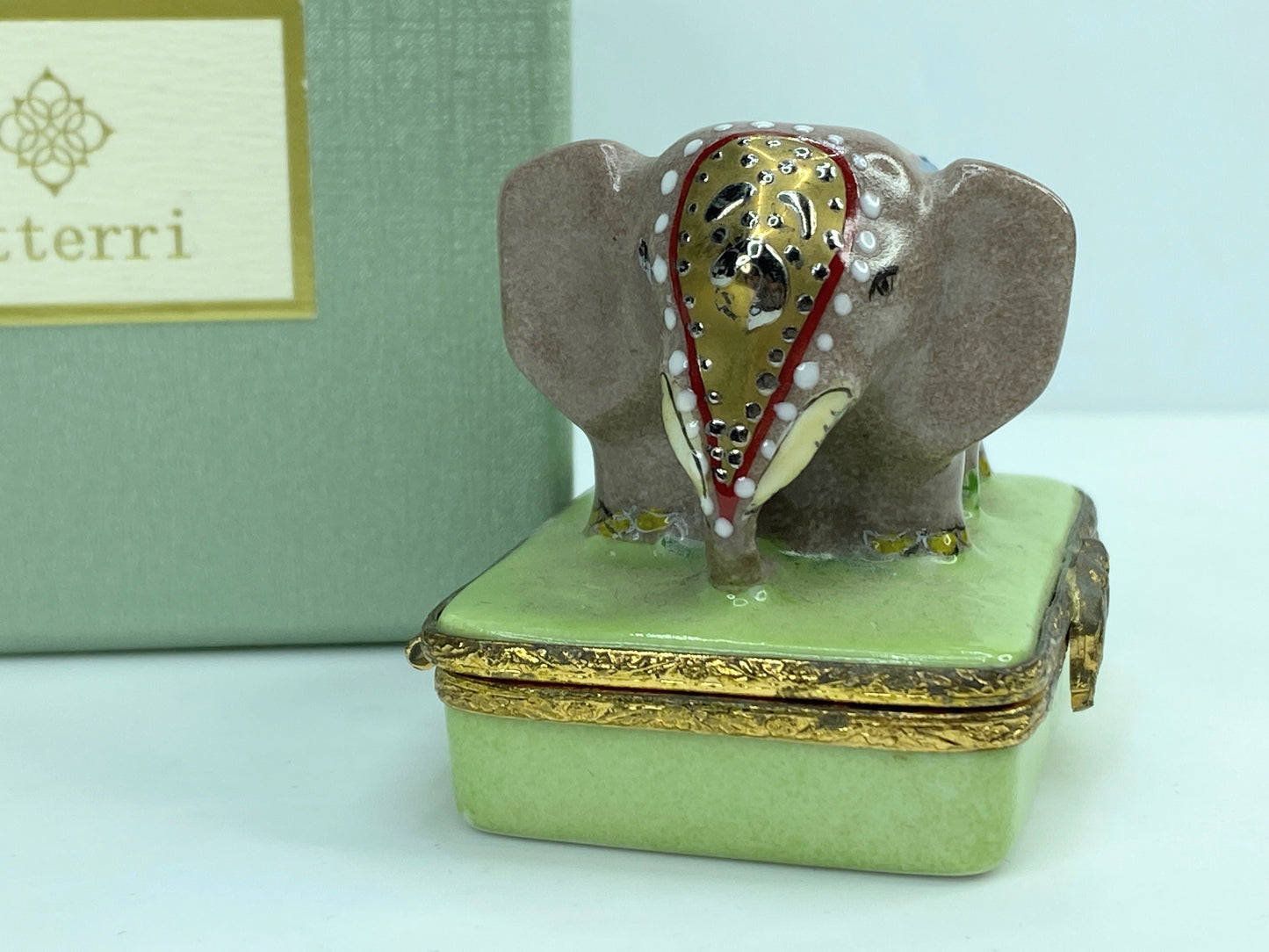 Atterri Limoges France Eastern & Oriental Express Elephant trinket box A421