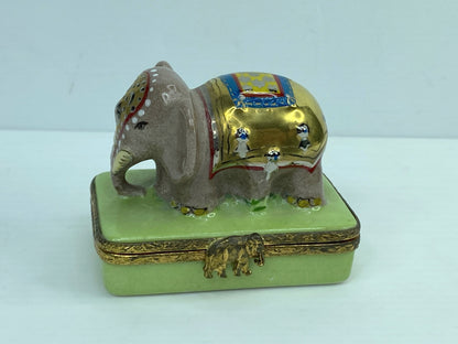 Atterri Limoges France Eastern & Oriental Express Elephant trinket box A421