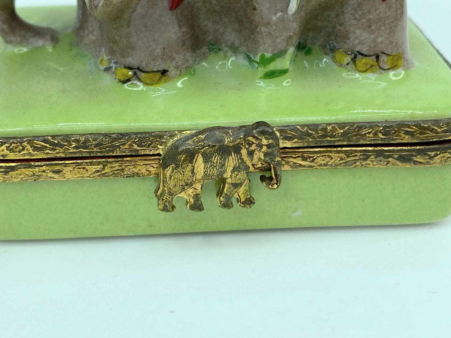 Atterri Limoges France Eastern & Oriental Express Elephant trinket box A421