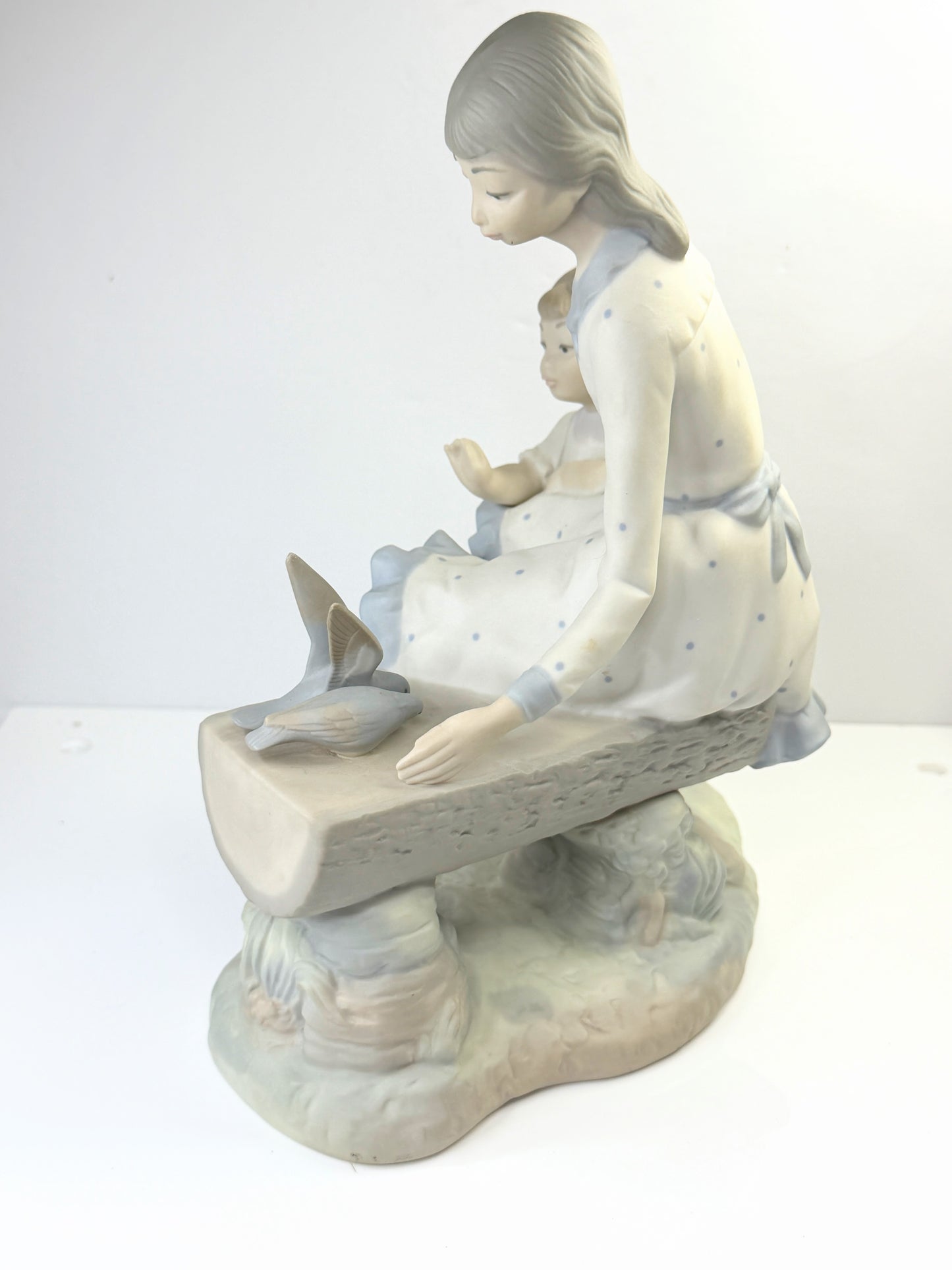 NAO by Lladro Two Girls Feeding Birds Figurine Bench Scene A877