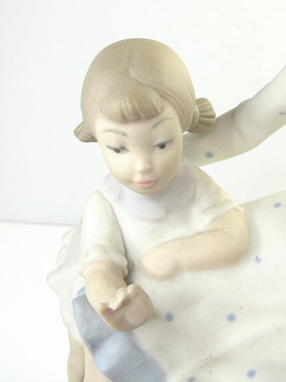 NAO by Lladro Two Girls Feeding Birds Figurine Bench Scene A877