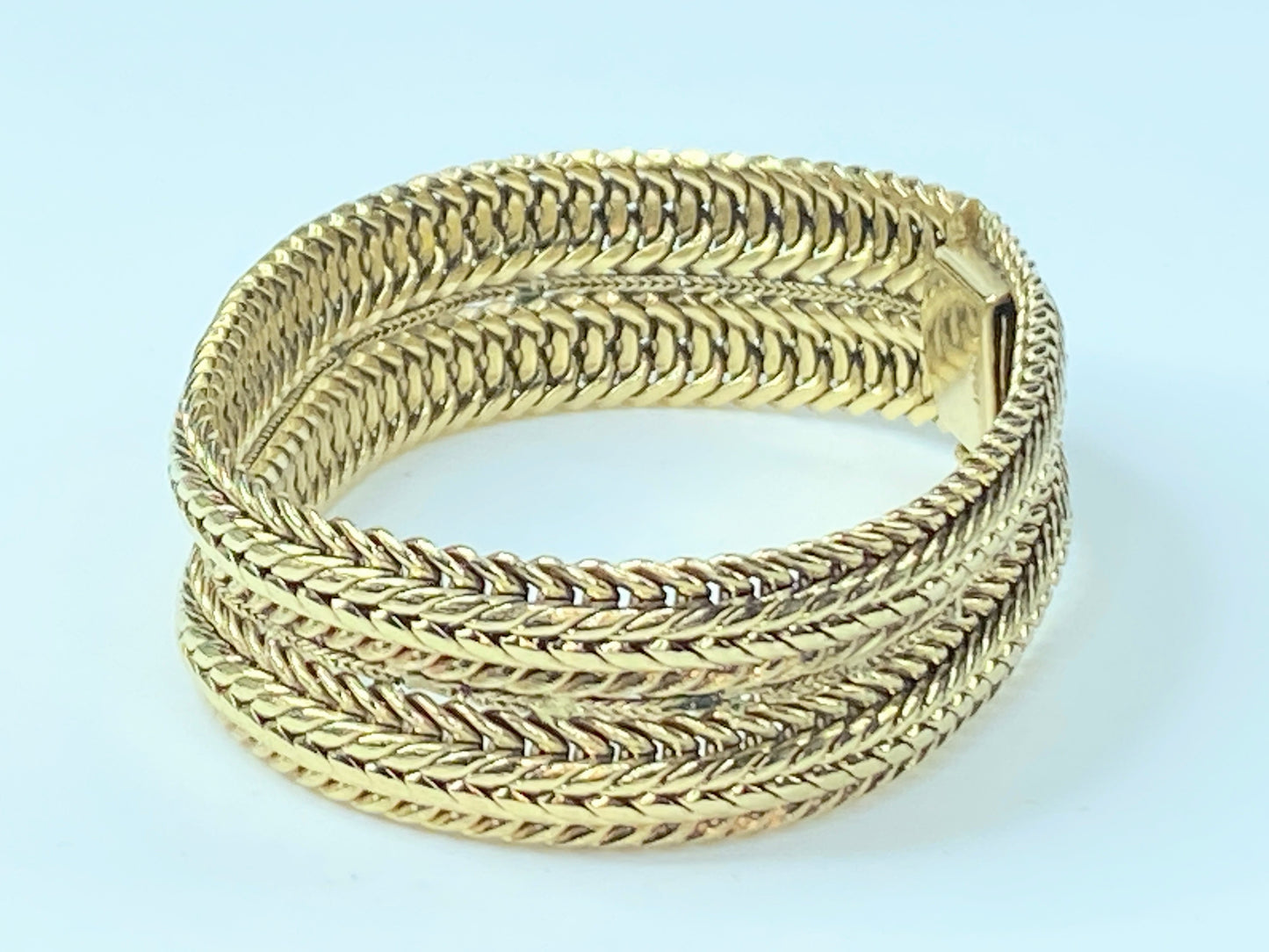 16.0mm Flexible Braided Multi-texture 14K sold gold bracelet