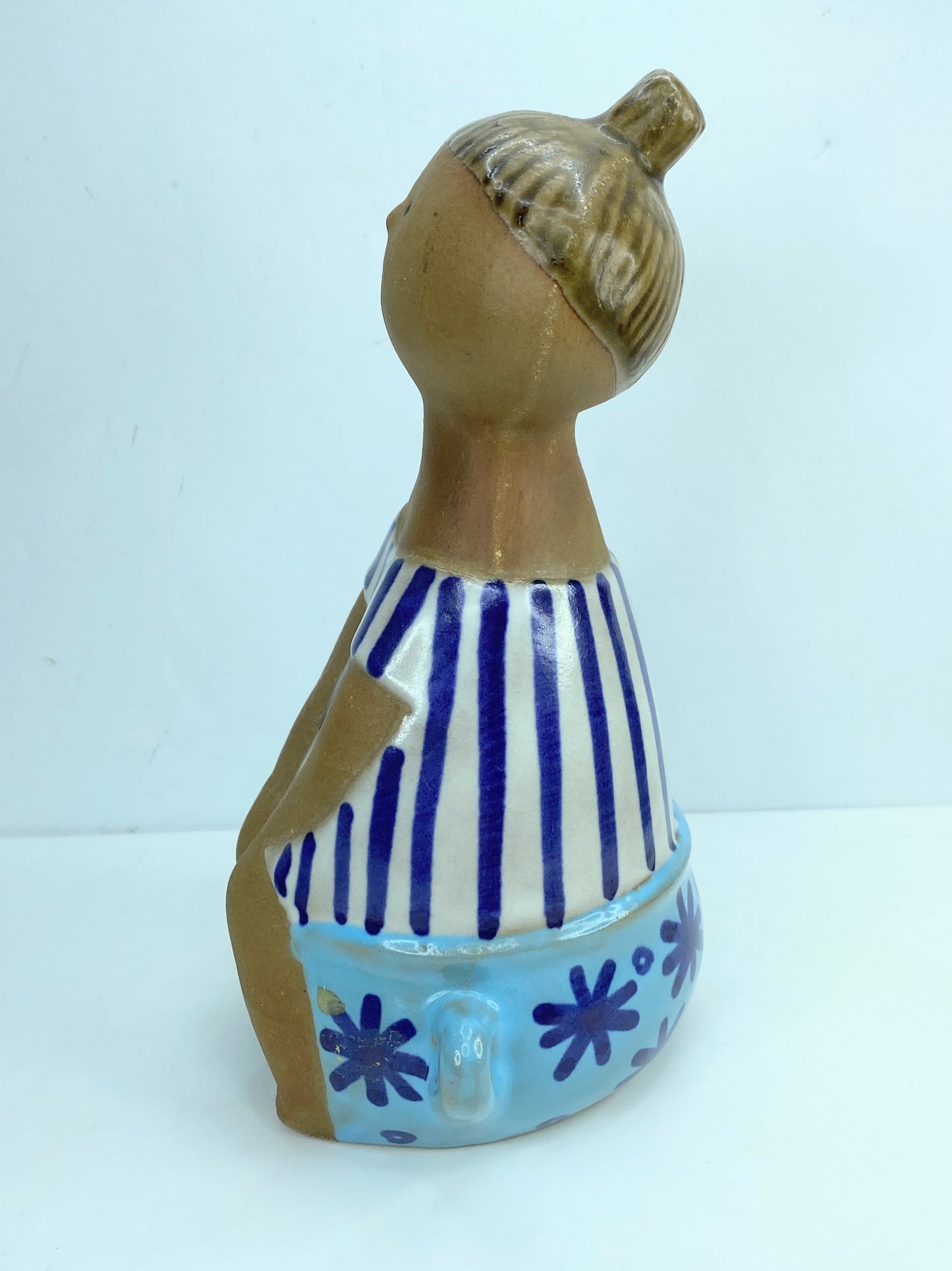 Signed Lisa Larson Gustavsberg Studio Lotta MCM stengods figurine 7" A422