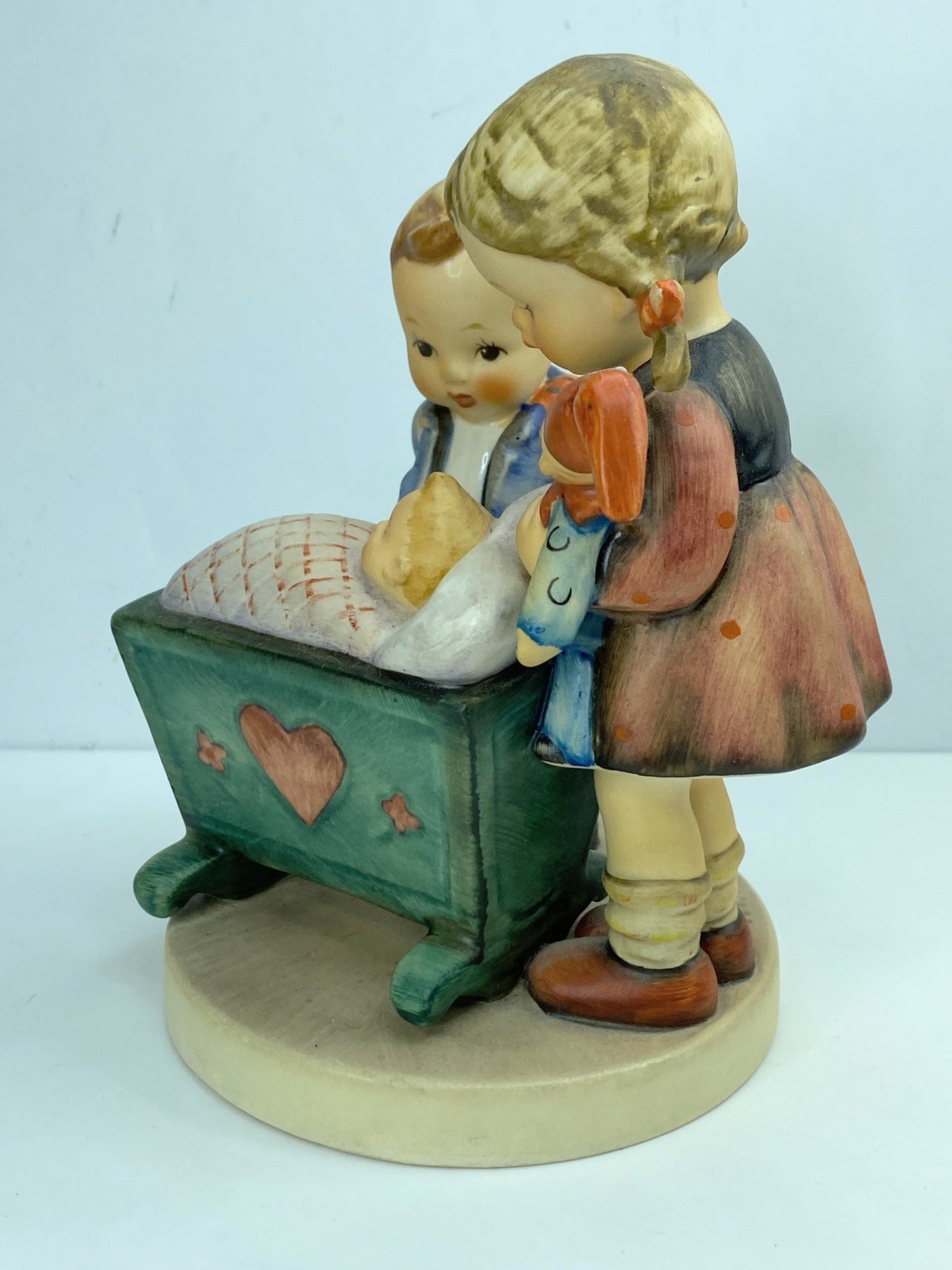 Vintage Hummel Blessed Event figurine #333, TMK7, 5 1/4" A470