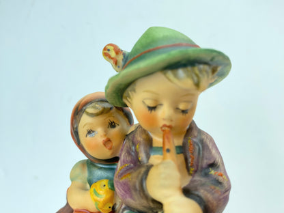 M.J. Hummel #26/2 TMK7 Eventide Boy & Girl on Fence w/ Station of Cross A472