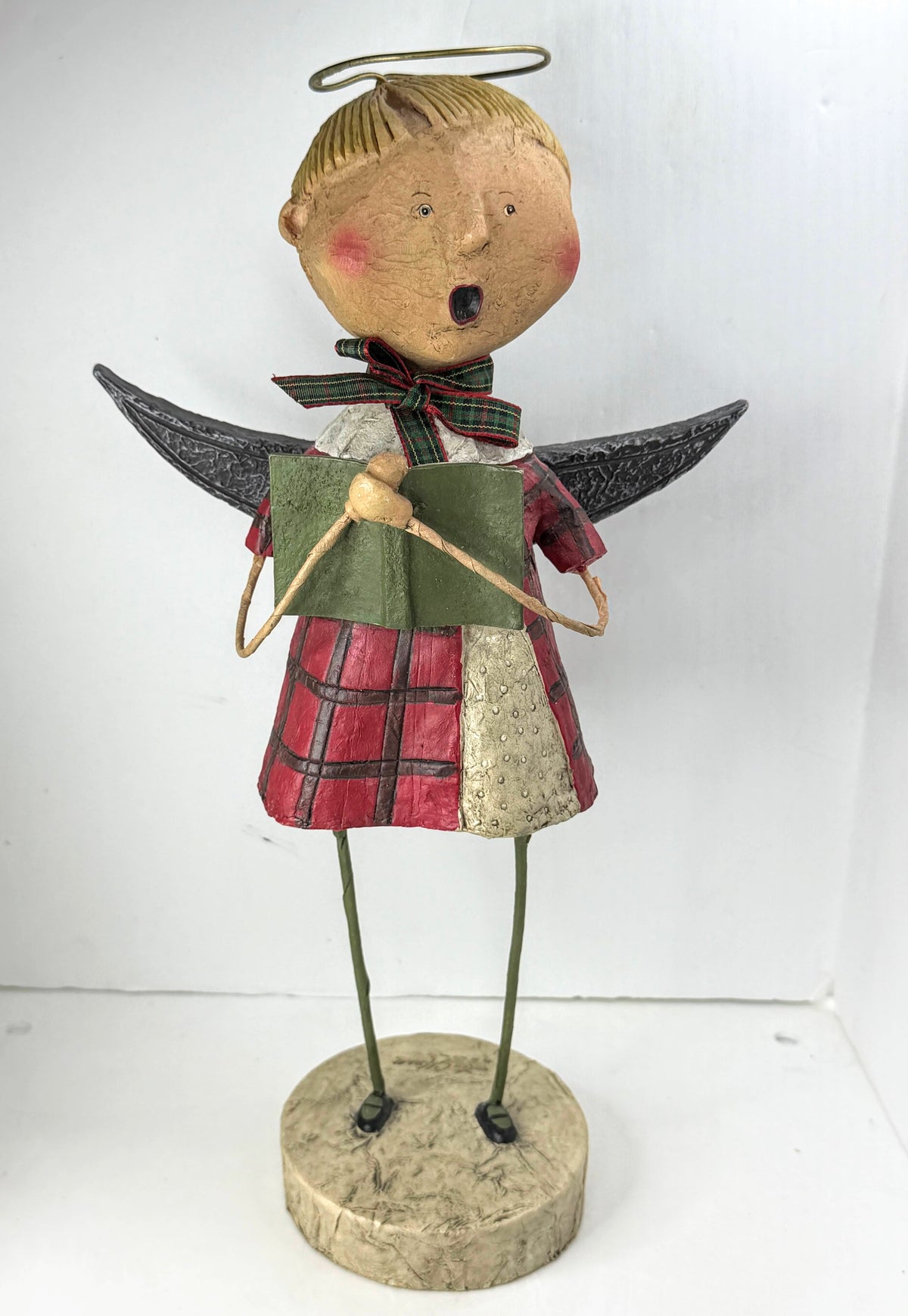 Lori Mitchell Merry Choir Angel Retired Christmas Folk Art Figurine A1307