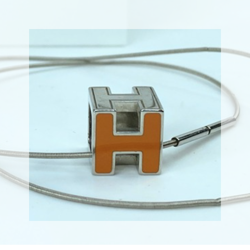 Vintage Hermes Cage d'Ache H Cube Accessory Necklace for Women with box GS687