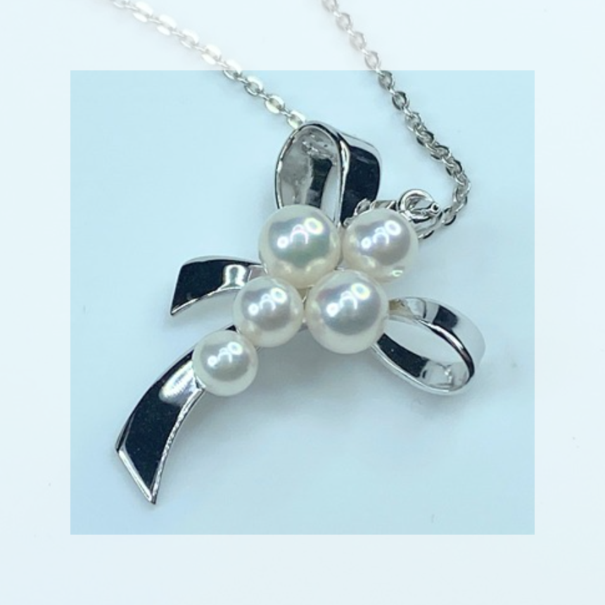 Mikimoto Five Akoya Pearls Ribbon bow Sterling pendant necklace